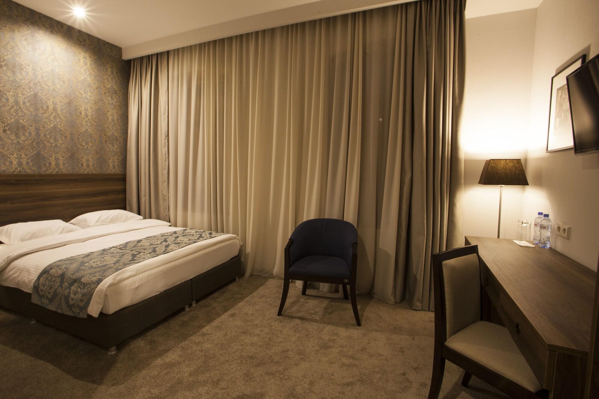 Old Meidan Tbilisi By Urban Hotels エクステリア 写真