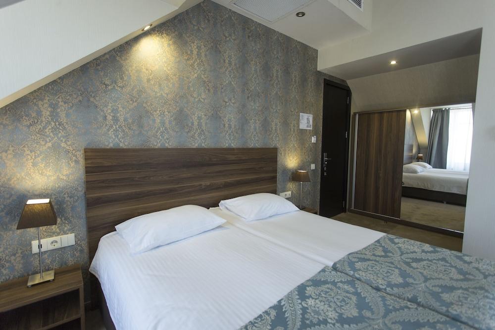 Old Meidan Tbilisi By Urban Hotels エクステリア 写真