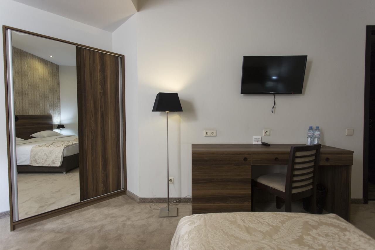 Old Meidan Tbilisi By Urban Hotels エクステリア 写真